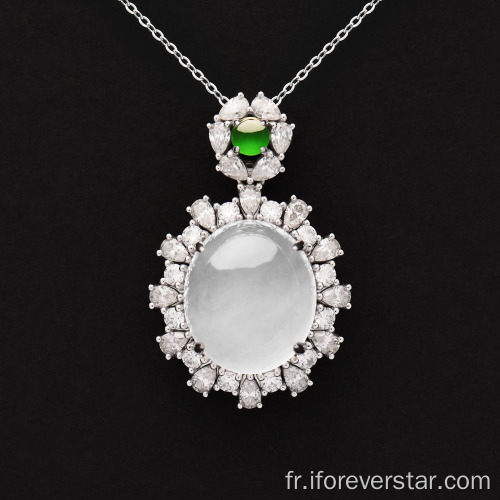 Pendentif en or massif de jadeite blanc glacé 18K